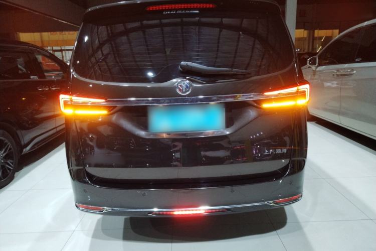 Used Buick GL8 2021 Land Cruiser Executive Class 652T Comfort Model
