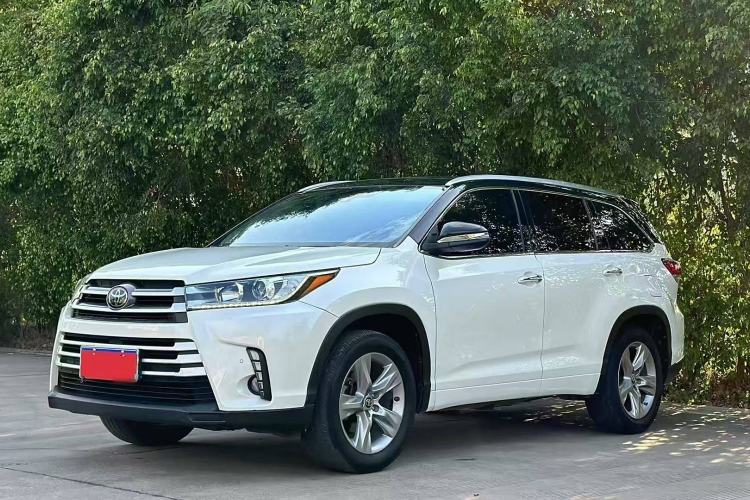 Used Toyota Highlander 2018 2.0T Two-Wheel-Drive Luxury Edition 7 Seats Emission Standard China V
