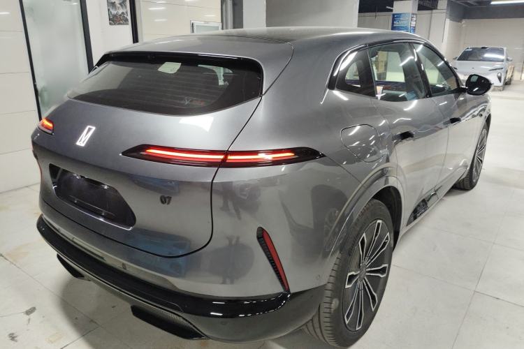 Used  07 2024 Max Extended-Range Edition
