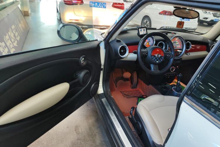 Used  MINI 2011 1.6L COOPER Fun