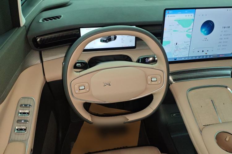 Used XPeng X9 2025 740 Ultra-Long Range Max
