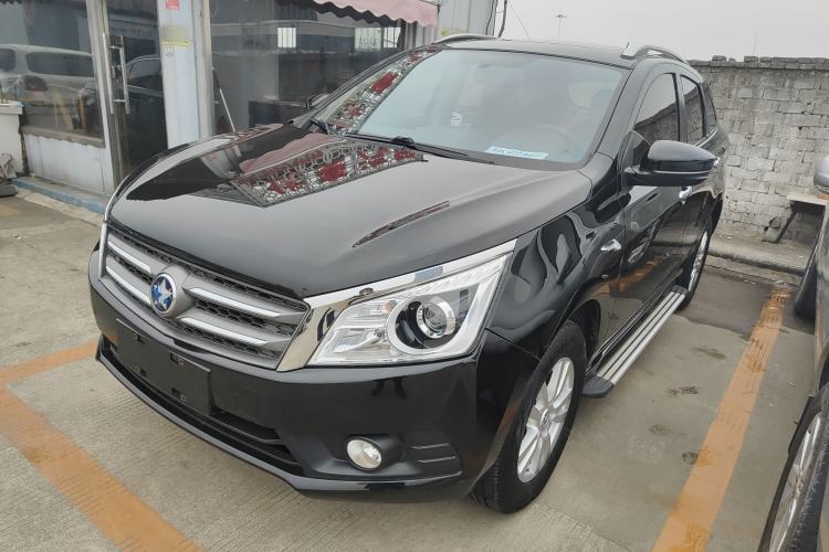 Used Venucia T70 2015 2.0L CVT Smart Edition