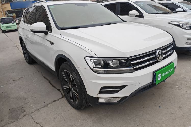 Used Volkswagen Tiguan L 2019 330TSI Automatic Two-Wheel Drive Panoramic Comfort Edition China VI Standard
