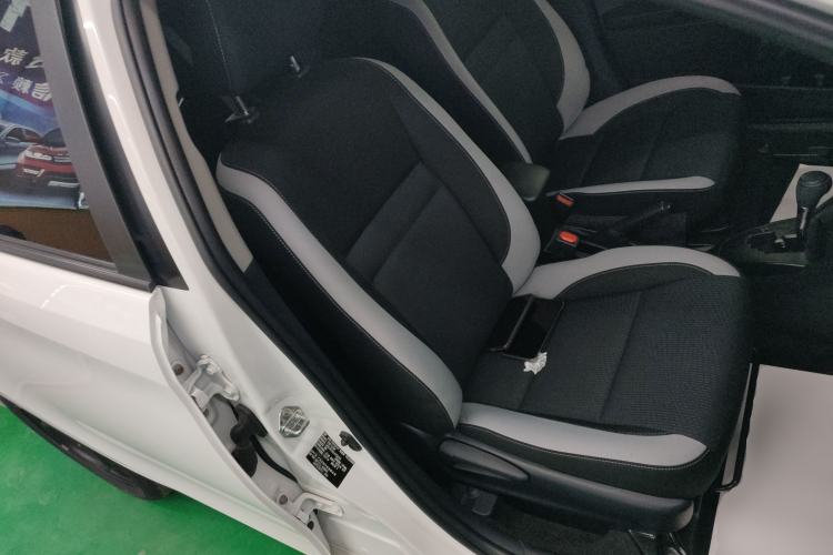 Used Toyota YARiS L 2020 1.5L CVT Leading Edition
