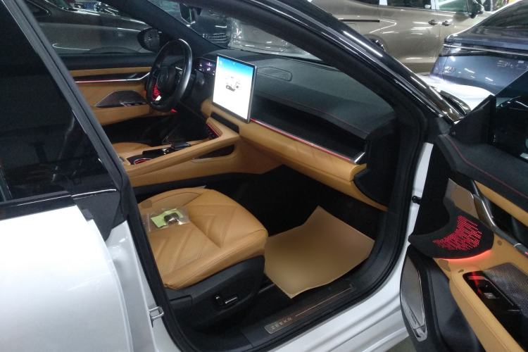 Used Zeekr 001 2023 WE Edition 100 kWh