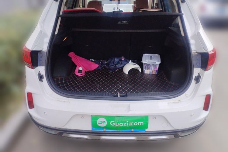 Used Bestune X40 2018 Internet Celebrity Edition 1.6L Automatic Luxury Version
