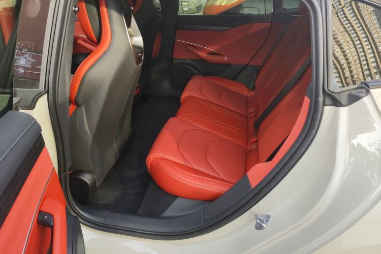 Used  SU7 2024 Rear-Drive Long-Range Intelligent Driving Version