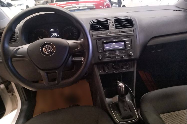 Used Volkswagen Polo 2016 1.4L Automatic Trendy Model
