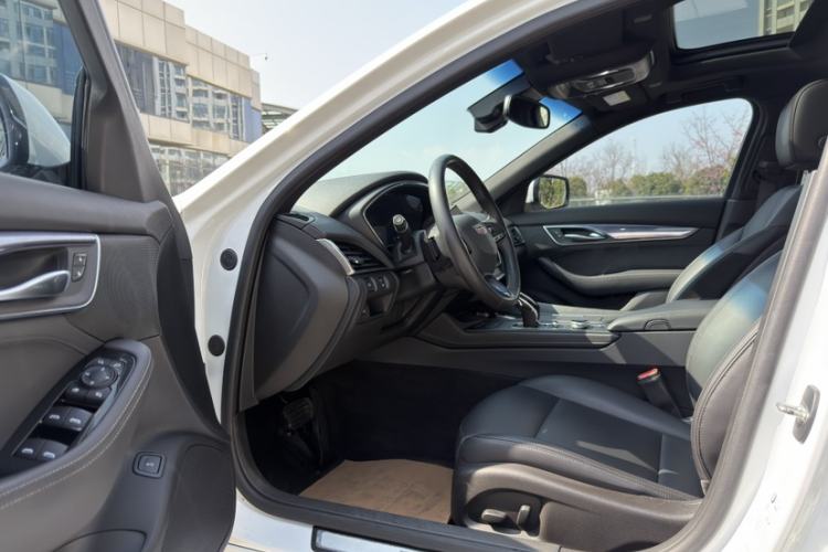 Used Cadillac CT5 2020 28T Fashion Edition
