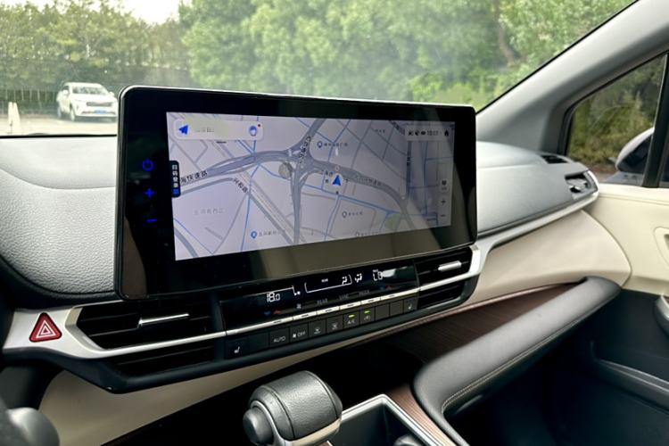 Used Toyota Sienna 2021 2.5L Hybrid Luxury Edition
