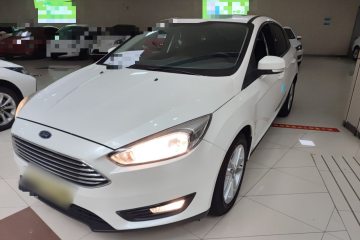 Used Ford Focus 2018 Sedan Classic 1.6L Automatic Trendy SmartDrive Edition