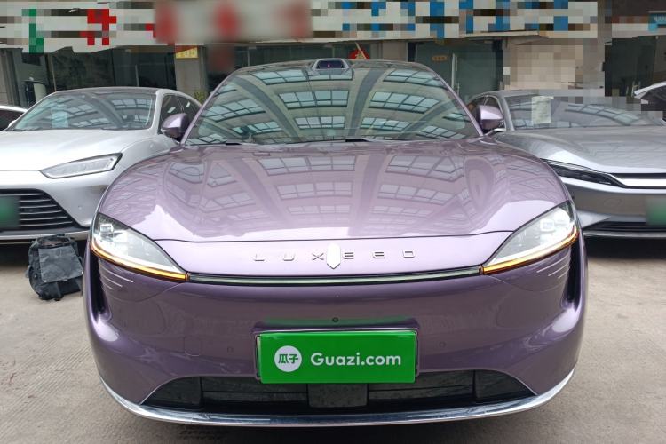 Used Hima Luxeed R7 2024 All-Electric 802 km Max