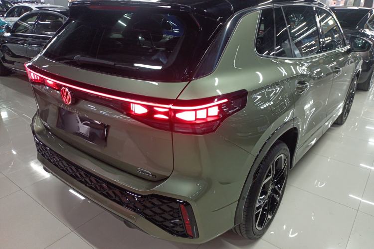 Used Volkswagen Tayron 2025 Tiguan L 380TSI 4Motion Luxury Easy Package