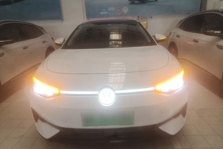 Used Volkswagen ID.7 VIZZION 2024 AIR model
