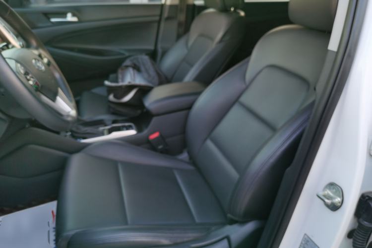 Used Hyundai Tucson 2015 1.6T Dual-Clutch Two-Wheel-Drive Smart Model
