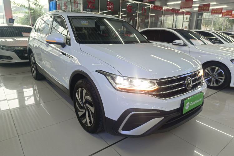 Used Volkswagen Tiguan L 2024 300TSI Automatic Two-Wheel Drive Smart Edition
