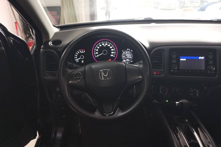 Used Honda Vezel 2015 1.5L CVT two-wheel drive Comfort trim
