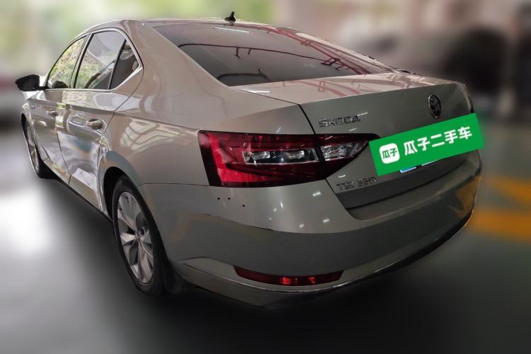 Used Skoda Superb 2016 TSI330 DSG Innovation Edition