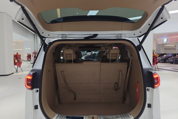 Used Buick GL8 2021 ES Landtrek 653T Luxury Model
