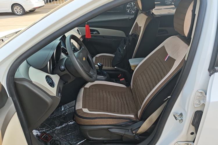 Used Chevrolet Cruze 2015 1.5L Classic SL MT
