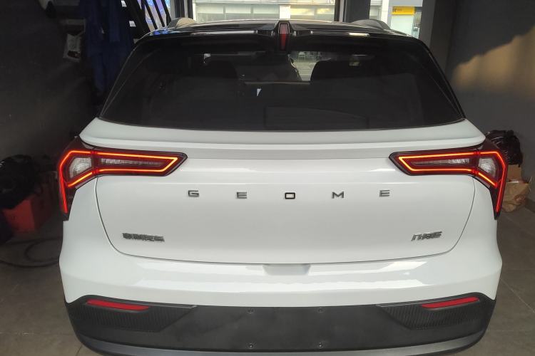 Used Geometry E Firefly 2024 301km Flowing Light
