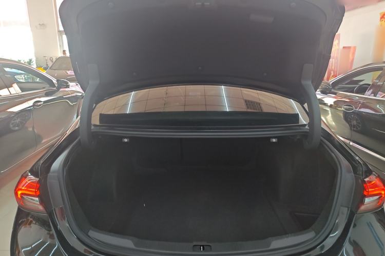 Used Buick LaCrosse 2021 652T Luxury Model
