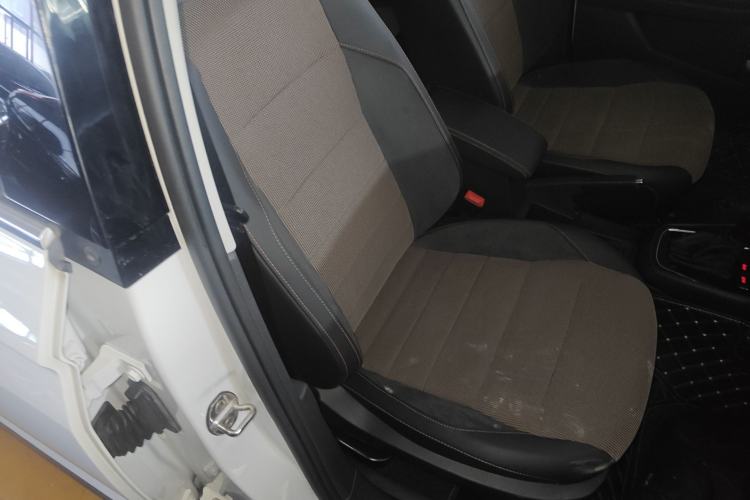 Used Volkswagen C-TREK 2018 230TSI DSG Comfort Model
