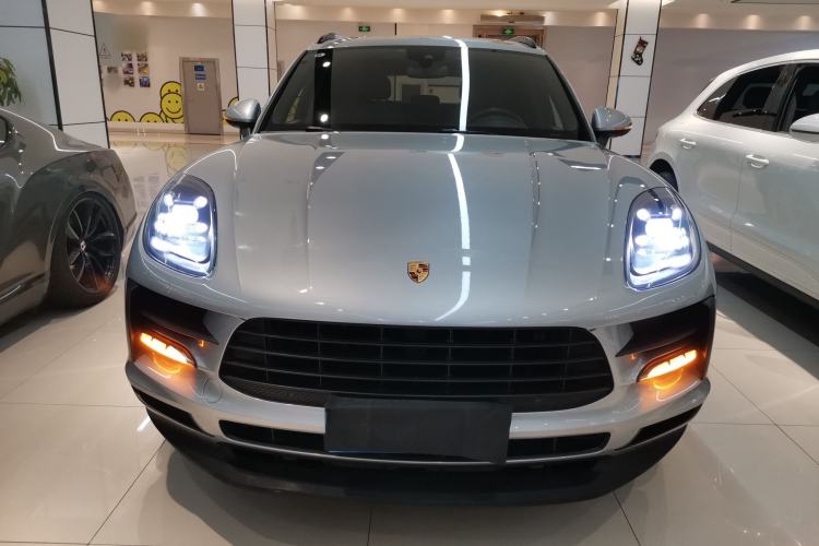 Used Porsche Macan 2018 Macan 2.0T