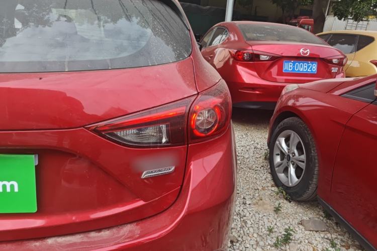 Used Mazda Mazda 3 Axela 2017 Hatchback 1.5L Automatic Luxury Model Emission Standard China V