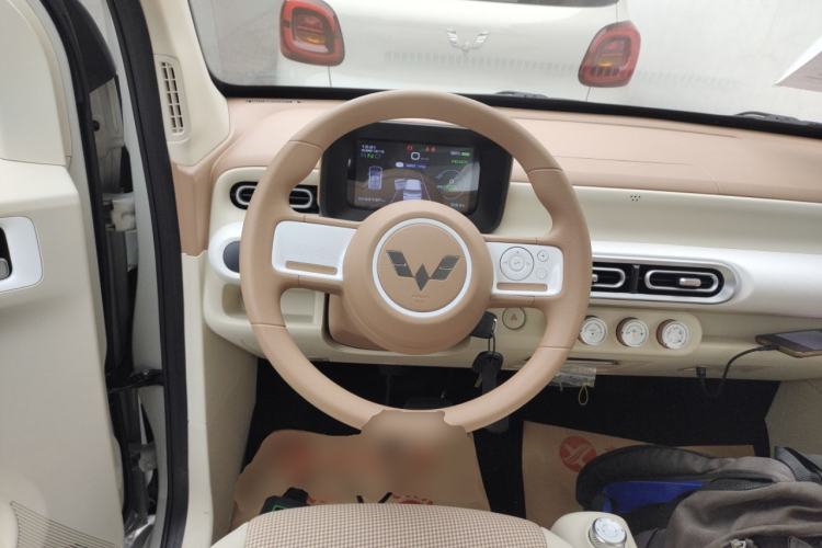 Used Wuling Hongguang MINIEV 2024 3rd Generation 215km Youth Edition
