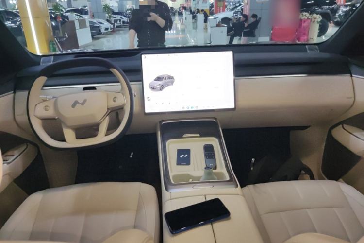 Used ONVO Luxeed L90 2025 Model—Max Six-Seater Version