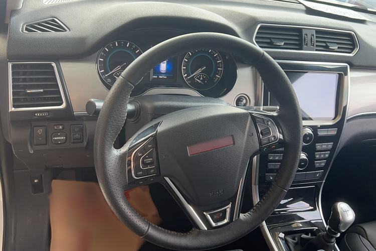 Used Haval H2 2014 1.5T Manual Two-Wheel Drive Elite Edition
