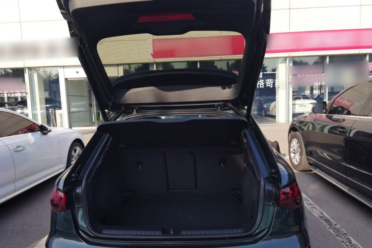 Used Audi A3 2024 Sportback 35 TFSI Fashionable Sports Model
