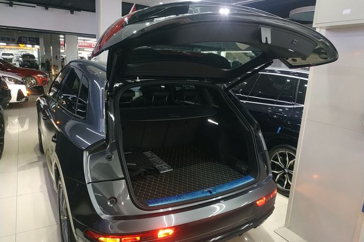 Used Audi Q5L 2023 40T Luxury Dynamic Model