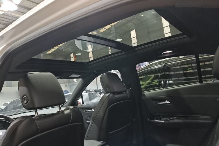 Used Cadillac XT4 2021 28T Two-Wheel Drive Tech Edition
