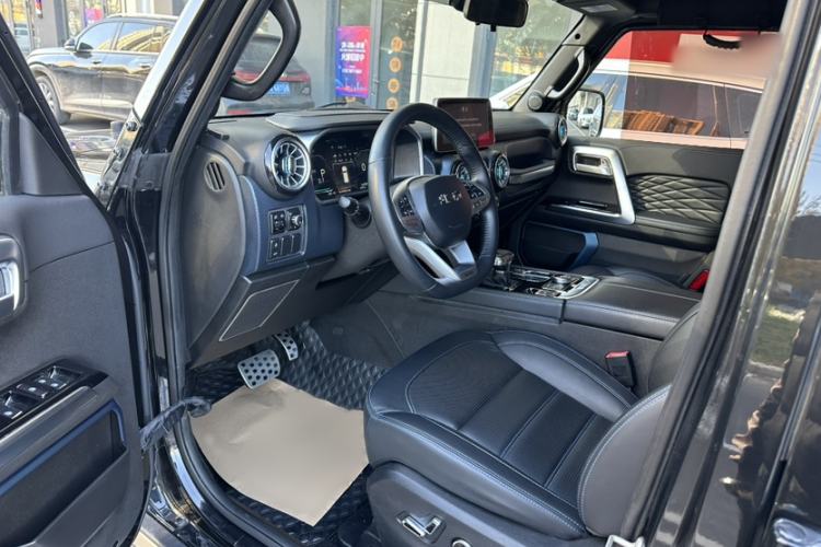 Used BAIC Off-Road BJ40 2020 2.0T Automatic Four-Wheel Drive Urban Hunter Edition Chivalrous Type
