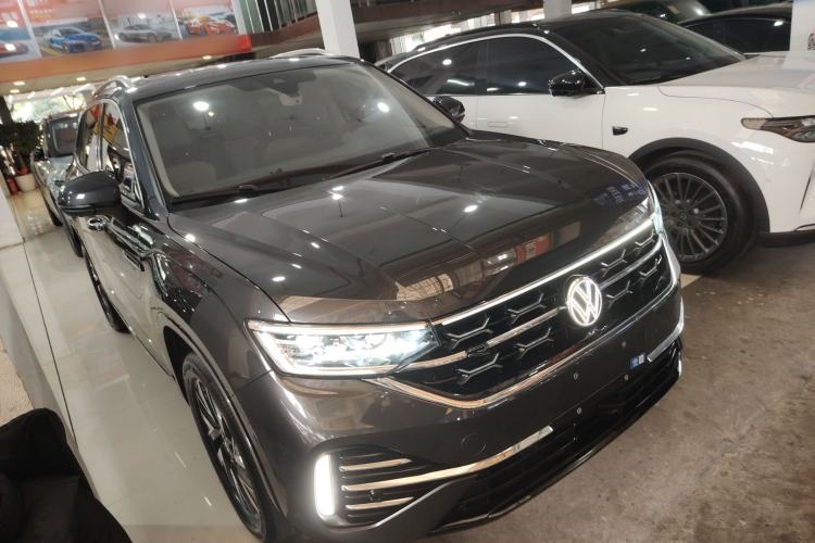 Used Volkswagen Tayron 2024 330TSI Two-Wheel Drive R-Line High-Energy Version