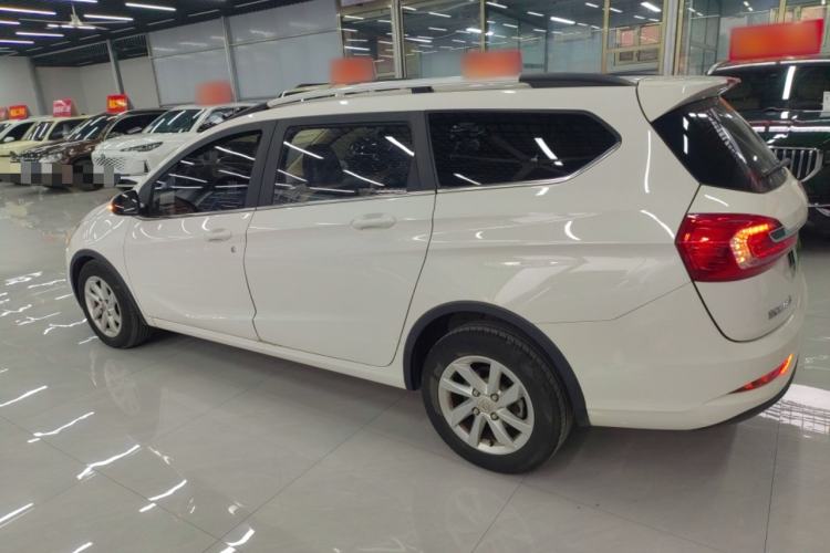 Used Baojun 310W 2017 1.5L Manual Fashion Model China V
