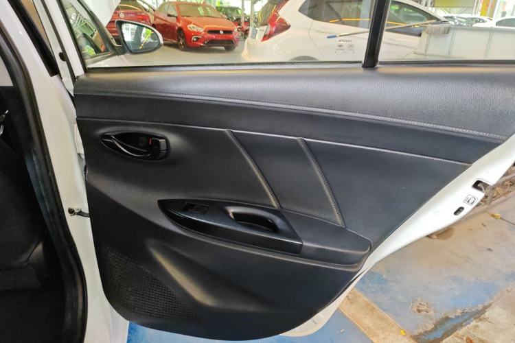 Used Toyota YARiS L 2019 1.5E CVT Dynamic Edition China VI compliant