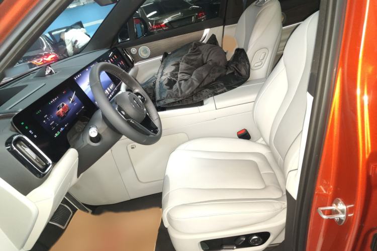 Used Hima AITO M9 2024 Range-Extended Ultra Version 42 kWh 6-Seater Model
