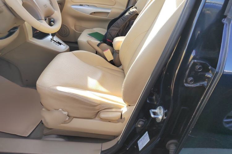 Used Hyundai Tucson 2013 2.0L Automatic Two-Wheel Drive Comfort Version
