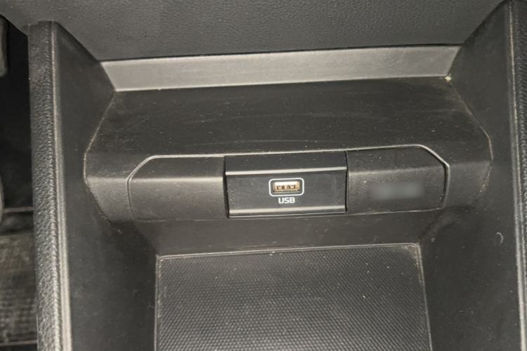 Used Kia Stonic 2021 1.4L CVT Sunroof Model
