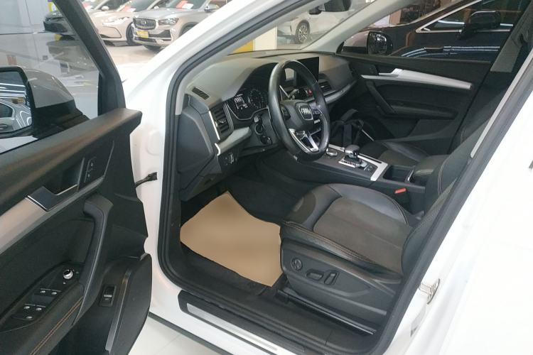 Used Audi Q5L 2020 Revised 40 TFSI Prestige Edition
