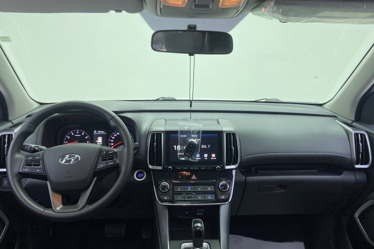 Used Hyundai ix35 2019 2.0L Automatic 2WD Zhiyong·Changxiang Edition China VI Standard
