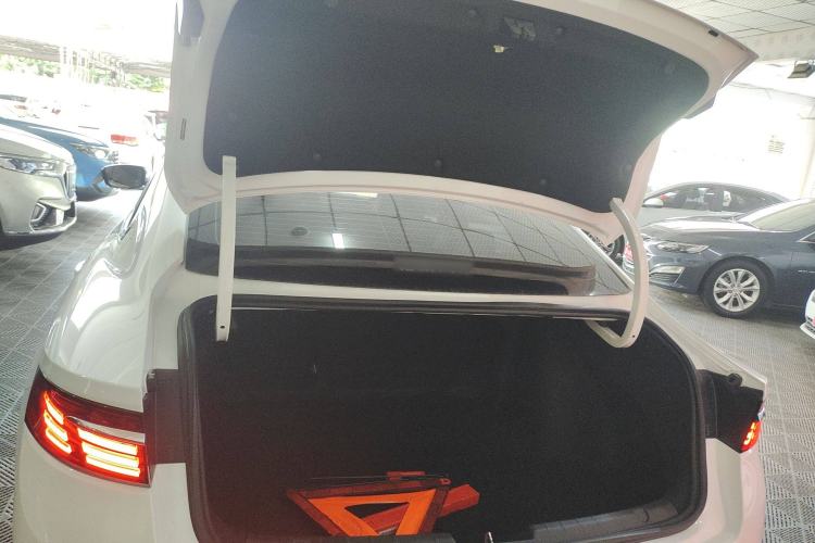 Used Geely Auto Preface 2023 1.5TD Fuyao Version
