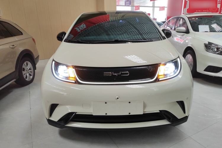 Used BYD Dolphin 2023 420 km Fashion Edition