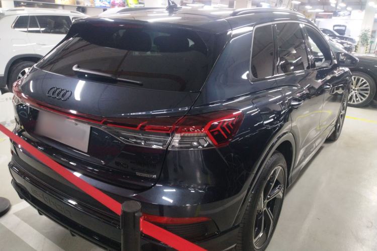 Used Audi Q4 e-tron 2024 50 e-tron quattro Creation Edition Midnight
