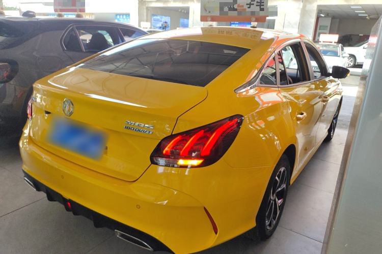 Used MG 5 2021 180 DVVT CVT Youth Luxury Edition
