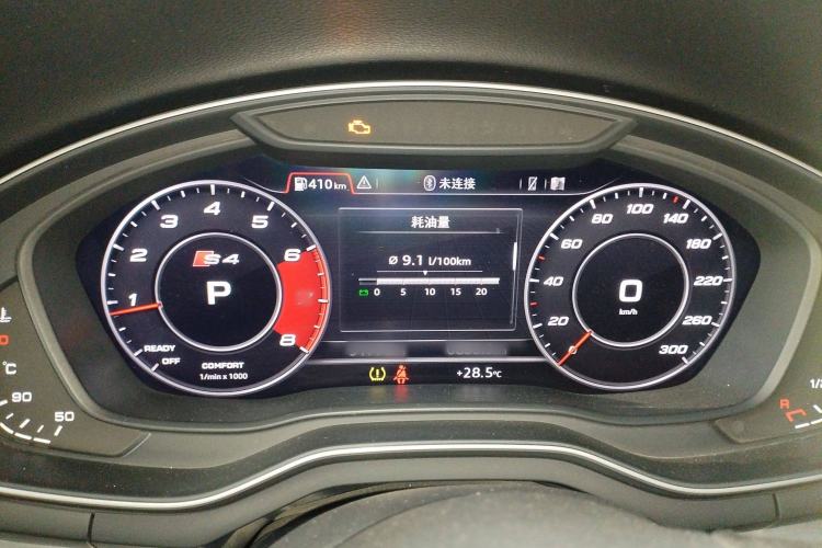 Used Audi A4L 2018 30th Anniversary Edition 40 TFSI Fashion Model
