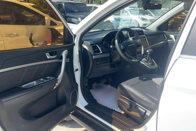 Used Haval M6 2019 1.5T DCT Two-Wheel Drive Value Edition China VI Standard
